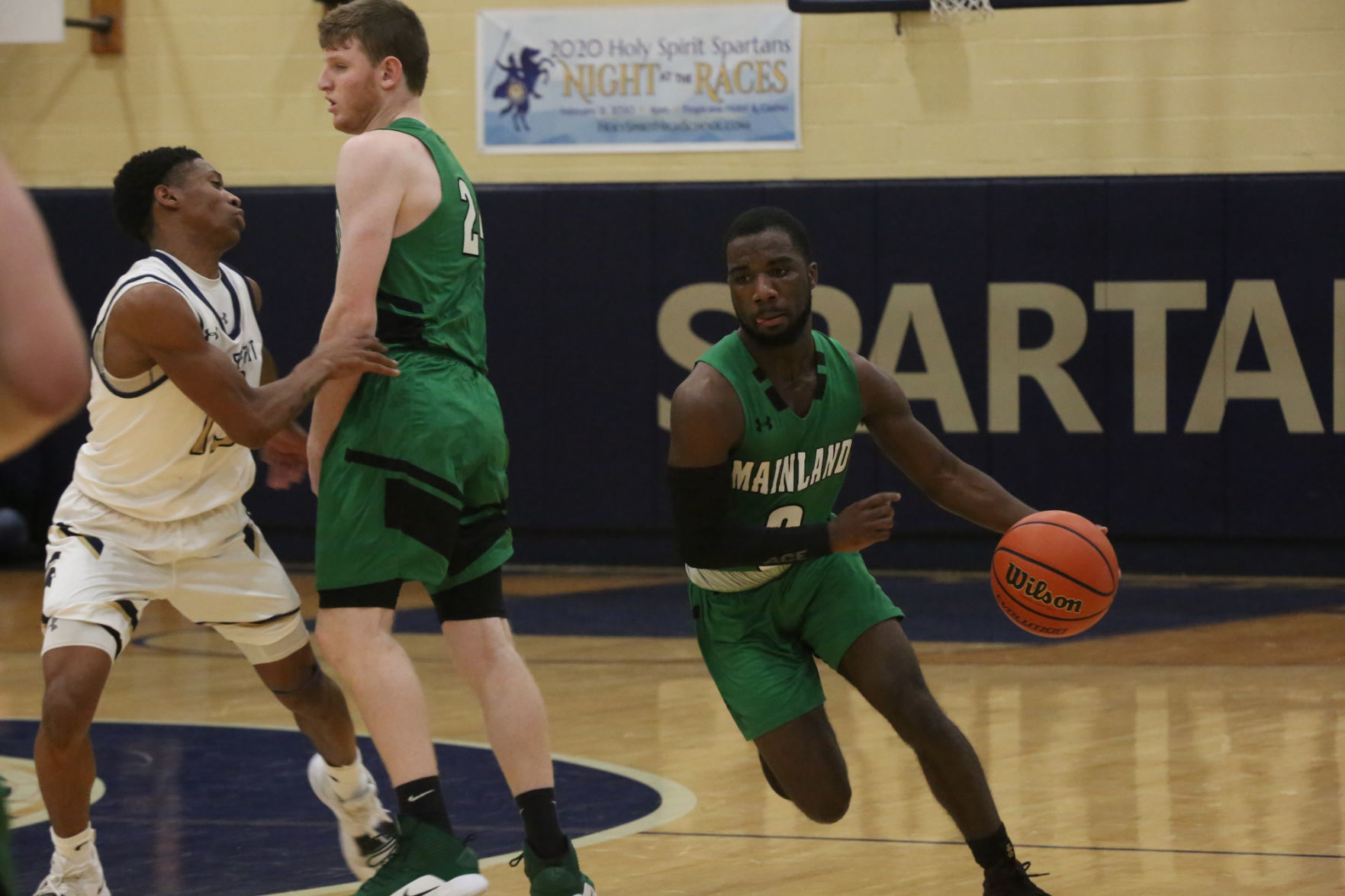 Holy Spirit Mainalnd boys basketball